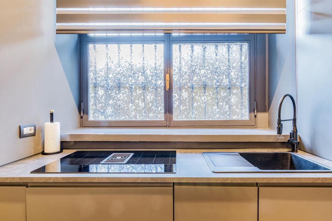 Bligny Studio 4Pax Wifi Bocconi District Milaan Buitenkant foto