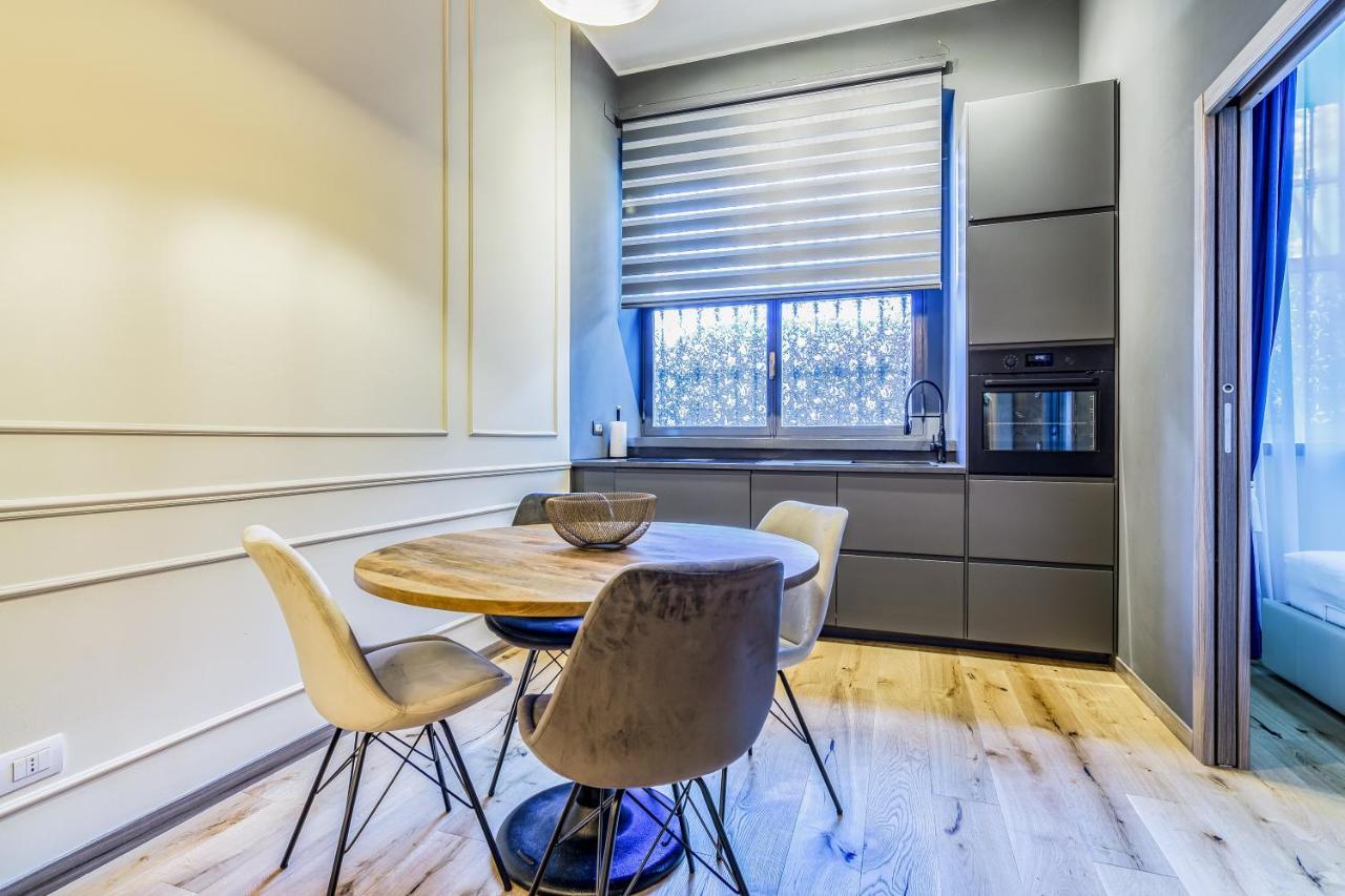 Bligny Studio 4Pax Wifi Bocconi District Milaan Buitenkant foto